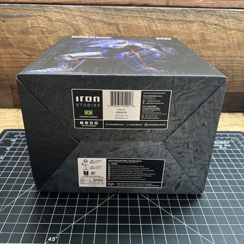 Iron Studios Robocop 1/10 Art Scale SEALED Statue Limited Edition Collectible - Picture 7 of 12