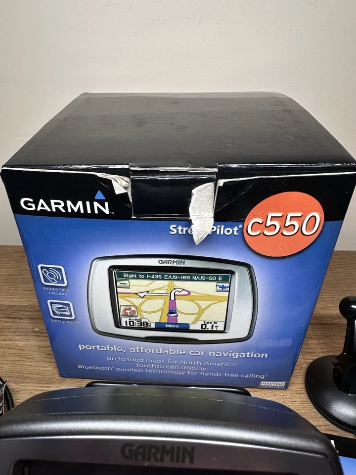 Garmin StreetPilot C550 Automotive Navigation System with Box - Image 3 of 4