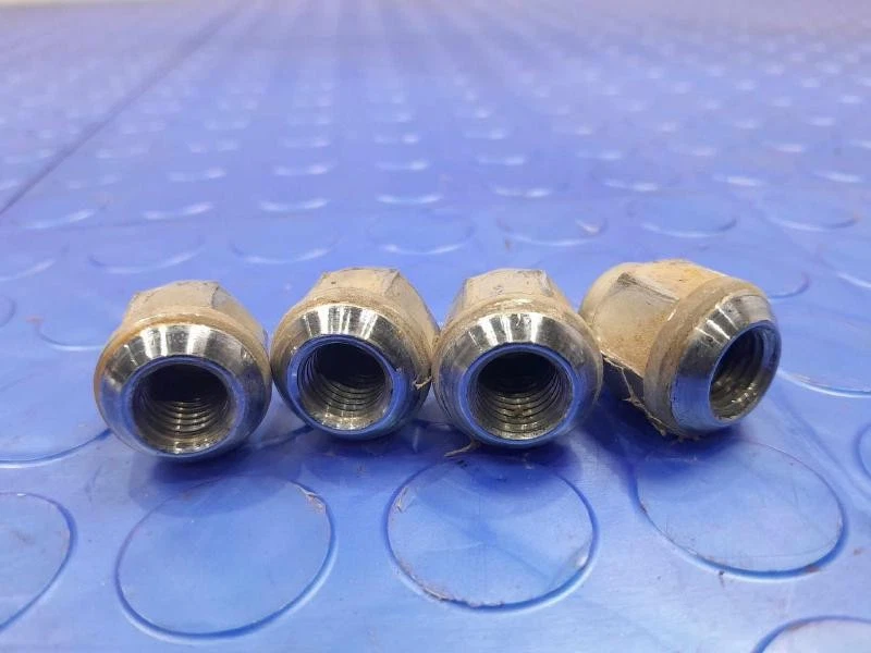 Tuercas de rueda de aleación Honda 4 piezas Accord Civic S2000 Insight OEM 90304SA5013 Foto 2 de 2