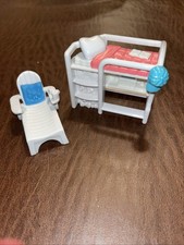 Fisher Price Sweet Streets Beach House Furniture Bunk Bed & Pool Lounge Chair