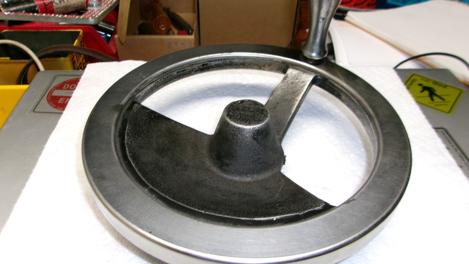 HARIG 612 SURFACE GRINDER TABLE HANDWHEEL