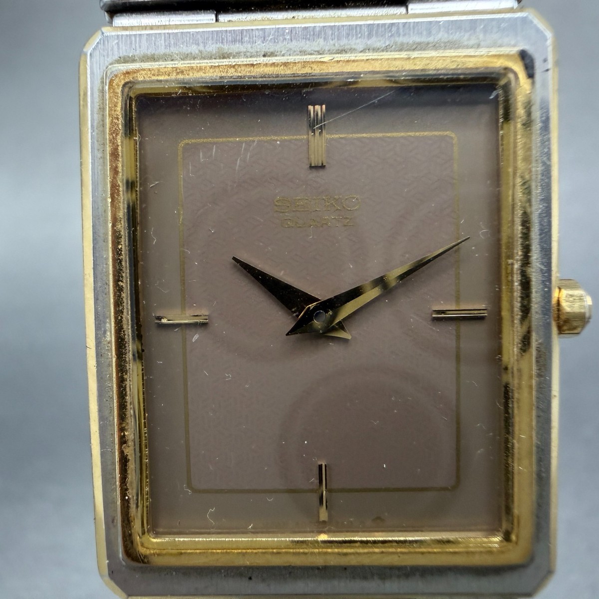 Vintage seiko tank 1992年製　新品電池　純正ベルト Seiko Tank Watch Men 25mm Gray Dial Two Tone Rectangle 9020-5209