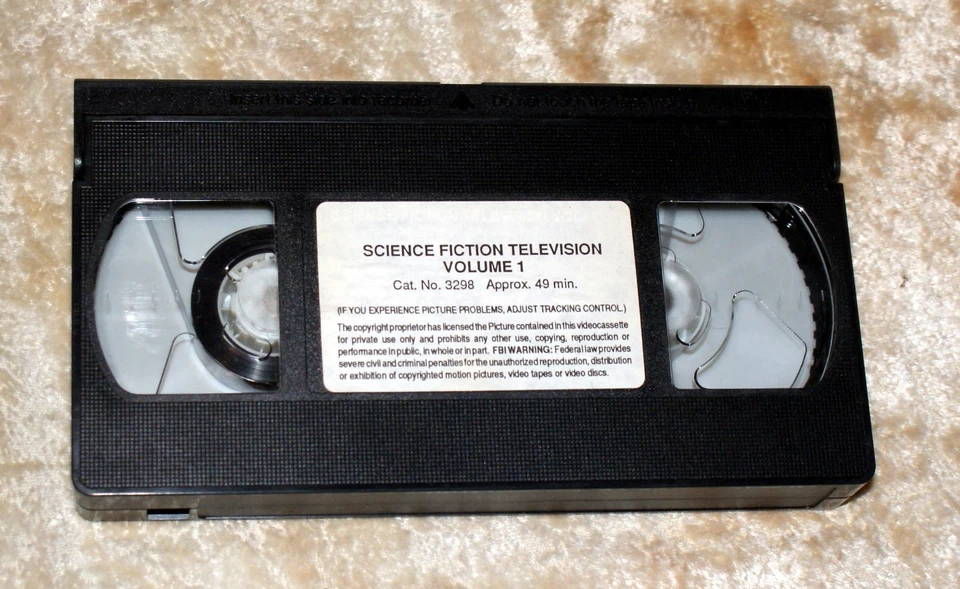 2 Tape VHS Set , Sci-Fi Television , Cult Following,Batman/Star Trek/Flash, MORE - Image 4 of 4
