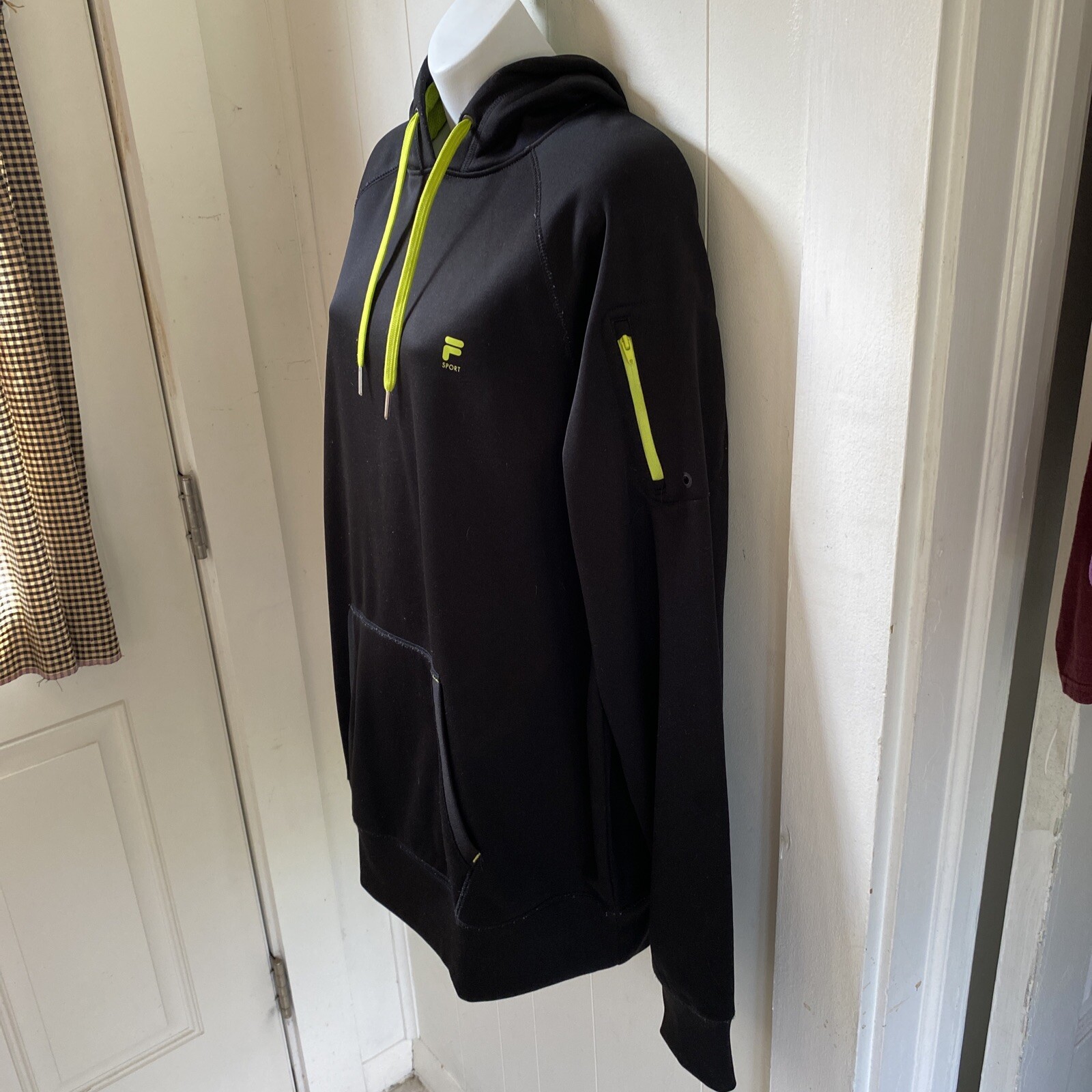 Felpa con cappuccio morbida Fila donna XL pullover logo tasca nera Chartre