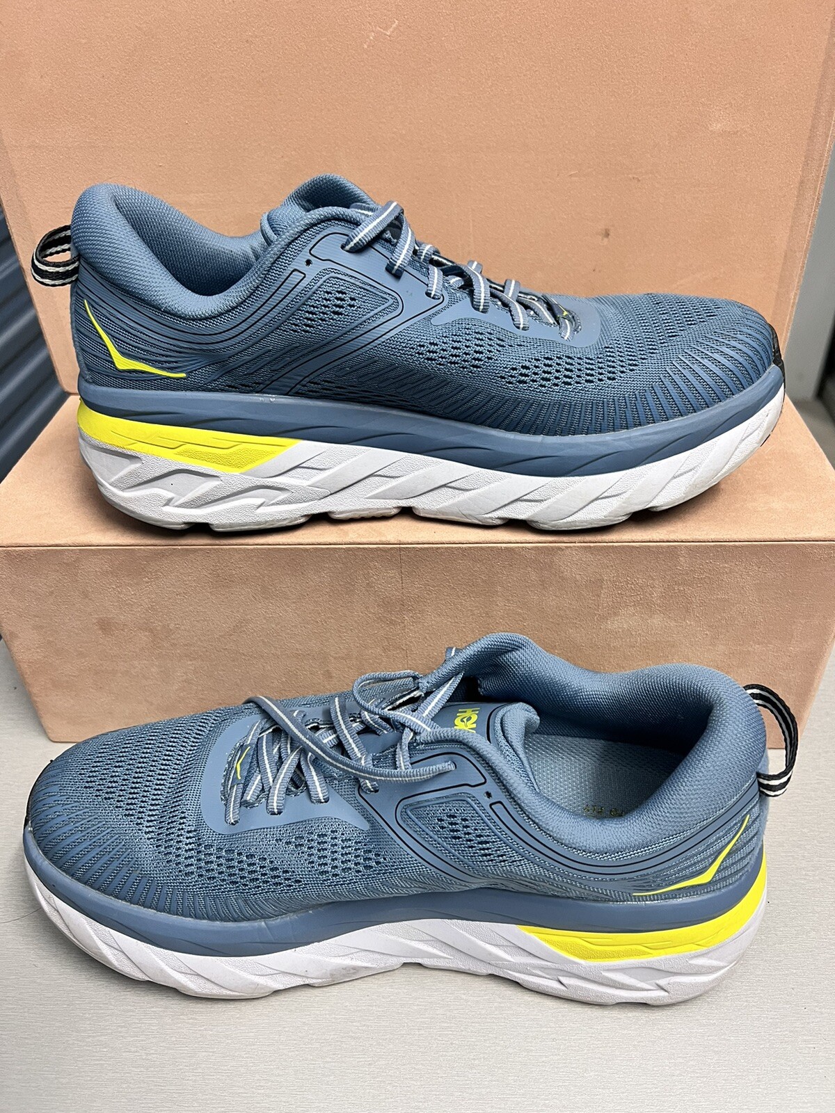 New Men's Hoka One One Bondi 7 Running Shoes Size 9 B… Gem