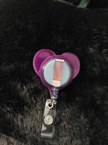 Heart Retractable Badge Reel ID Holder - Picture 2 of 2