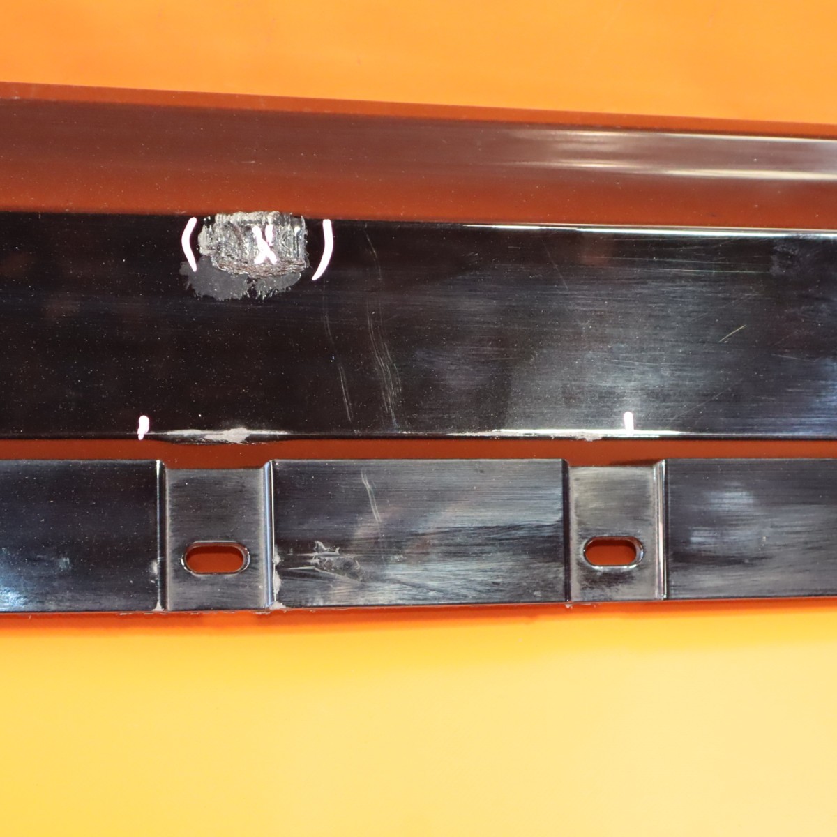 Rolls-Royce Spectre 2024 Right Rocker molding