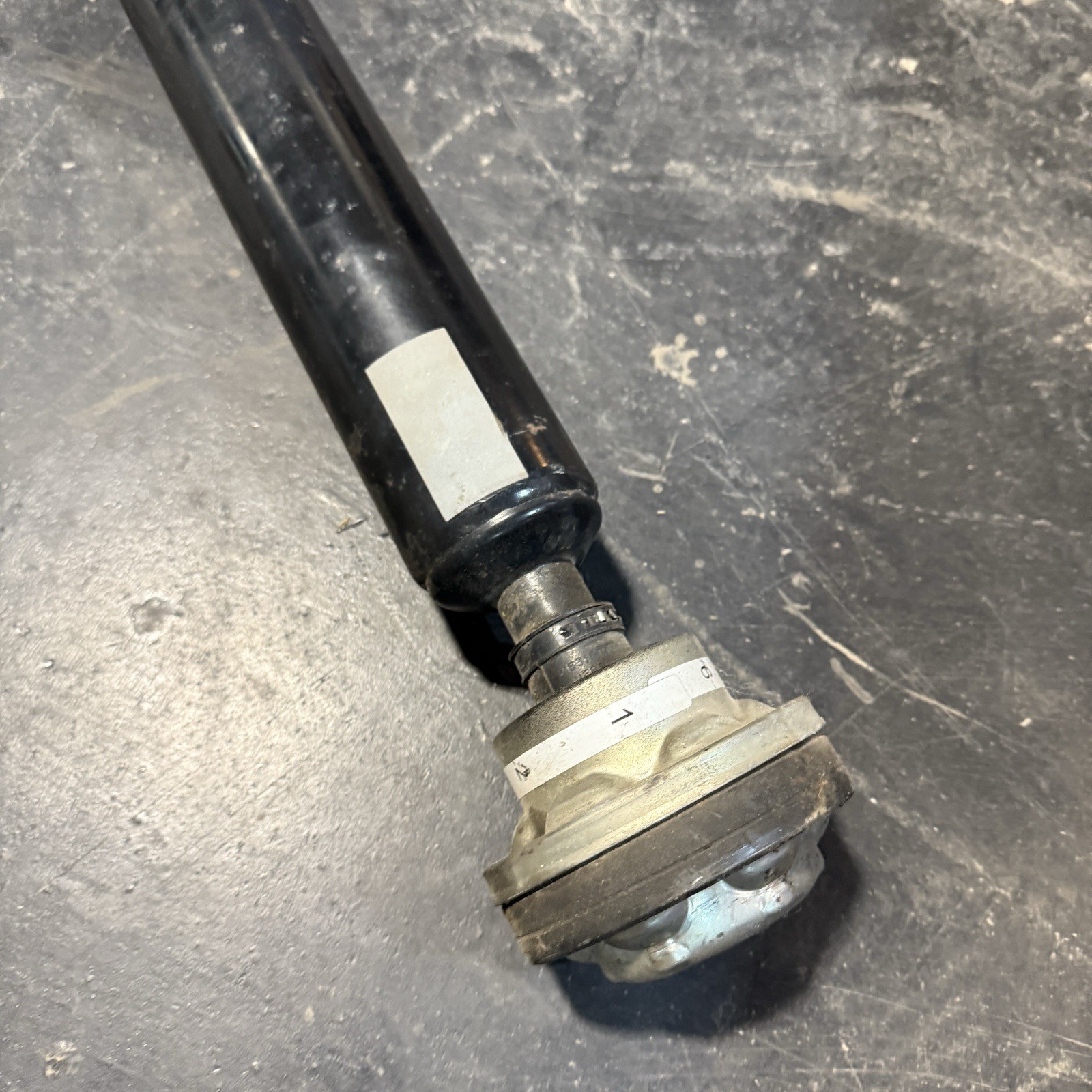 03-08 Maserati Quattroporte Auto Trans Driveshaft M139 Automatic Transmission AT