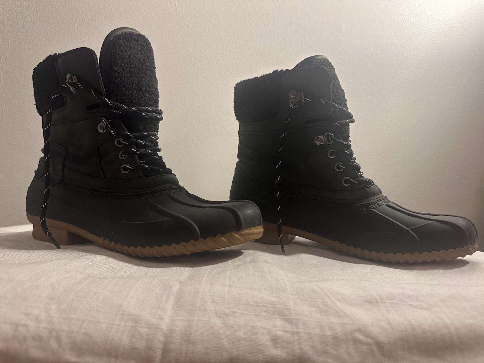 Tommy Hilfiger Duck Winter Snow Boots Size 9m Faux Fur Upper