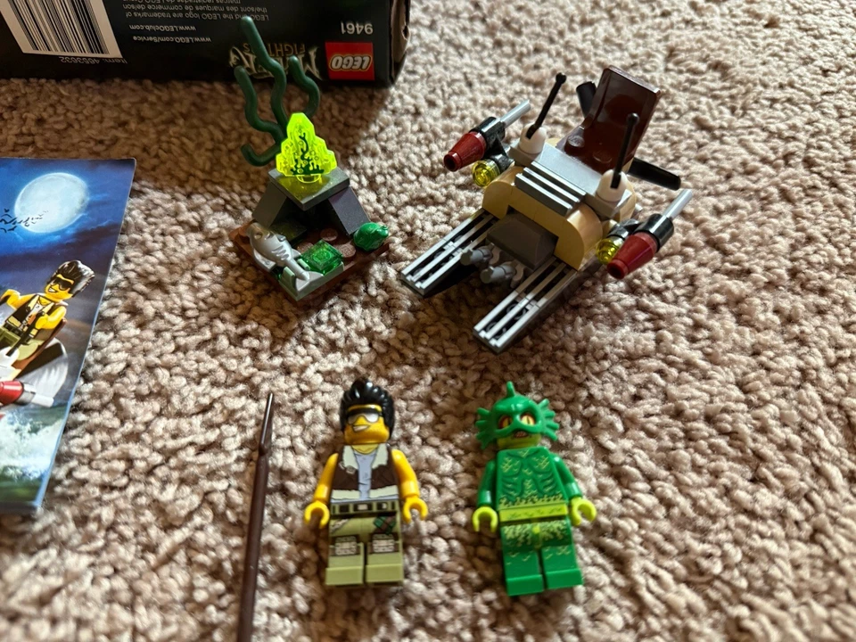 LEGO #9461 Monster Fighters: The Swamp Creature con caja, instrucciones y minifiguras Foto 3 de 3