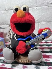 2000 Fisher Price Country Elmo Singing Playing Guitar On The Road Again 12 Inch