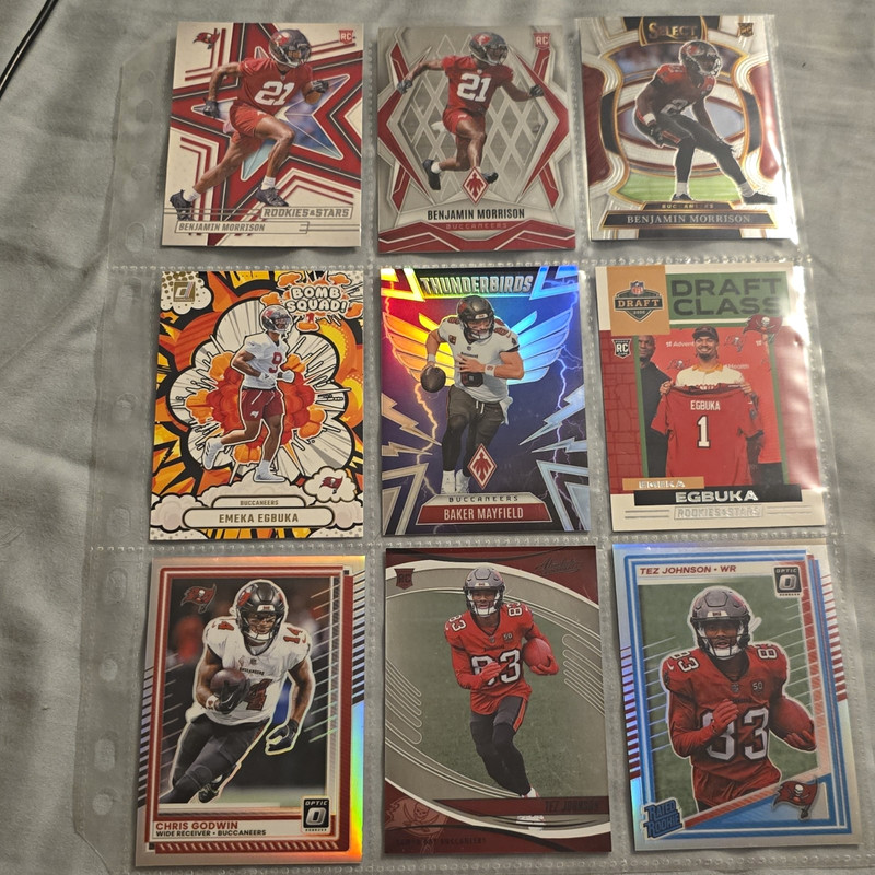 Tampa Bay Buccaneers Rookie Card Lot (9)