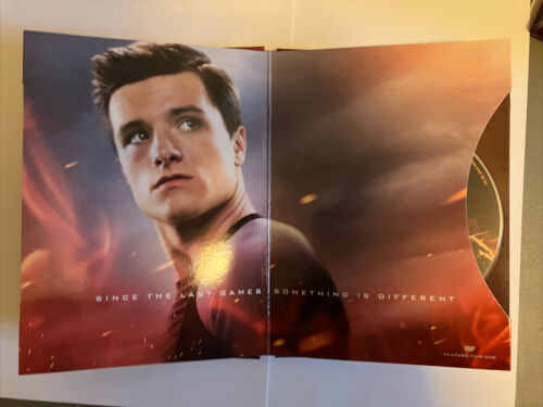 Hunger Games Catching Fire (Blu-ray/DVD/Digital, 3-Disc, Target Exclusive) NEW - Picture 4 of 7