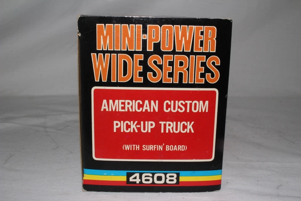 SHINSEI AMERICAN CHEVY CAMIONETA PICKUP PERSONALIZADA, 'SURFING RIDER' CON TABLAS DE SURF, BONITA Foto 2 de 4