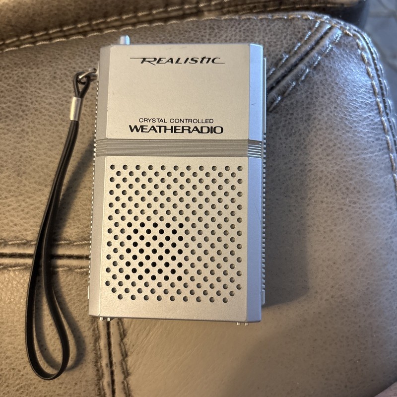 Realistic 12-151 Radio Shack Crystal Controlled - WORKS