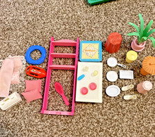 VTG Barbie Lot Kitchen Barbie plates Cups Shoes Look Accessorie Doll House 28 Pc