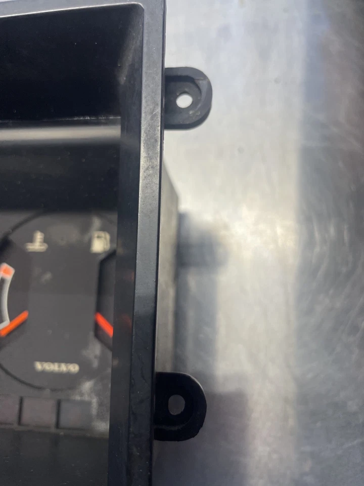 Приборная панель Volvo 240, спидометр часы указатель температуры пробега газа - Изображение 2 из 4