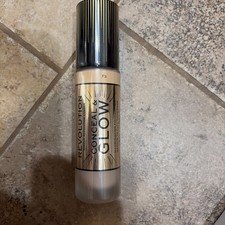 Revolution Conceal & Glow F14.2 Illuminating ...