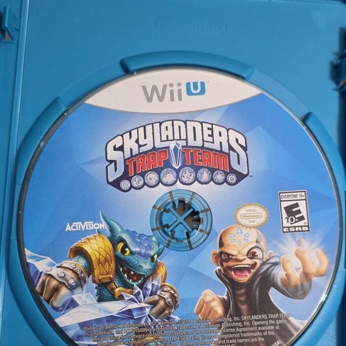 Nintendo Wii U Skylanders Trap Team Game Activision 2014 NTSC Manual Action