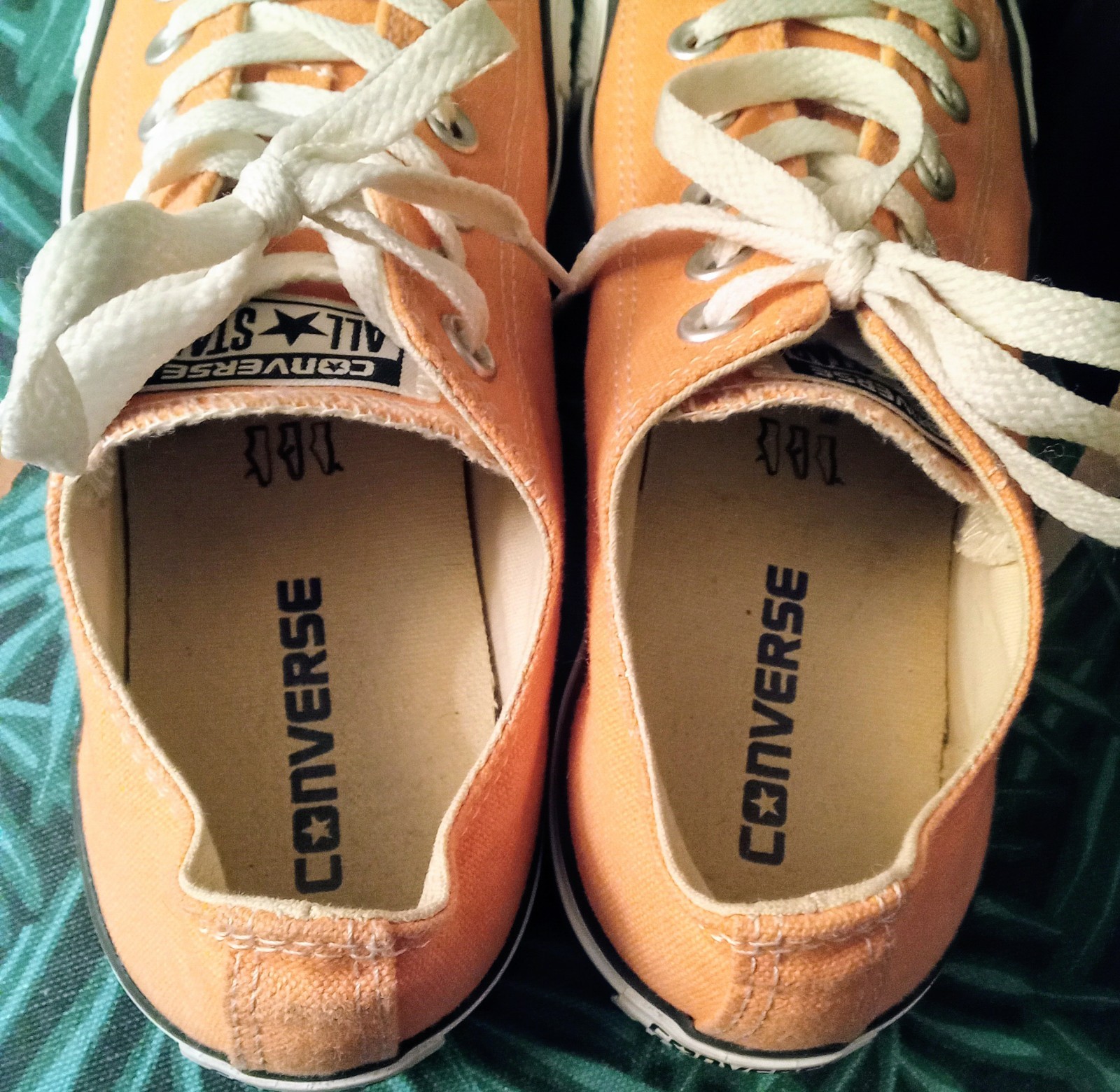 Size 8 - Converse All Star Low Top Powder Orange Apricot Women's New WO Box thumbnail 5
