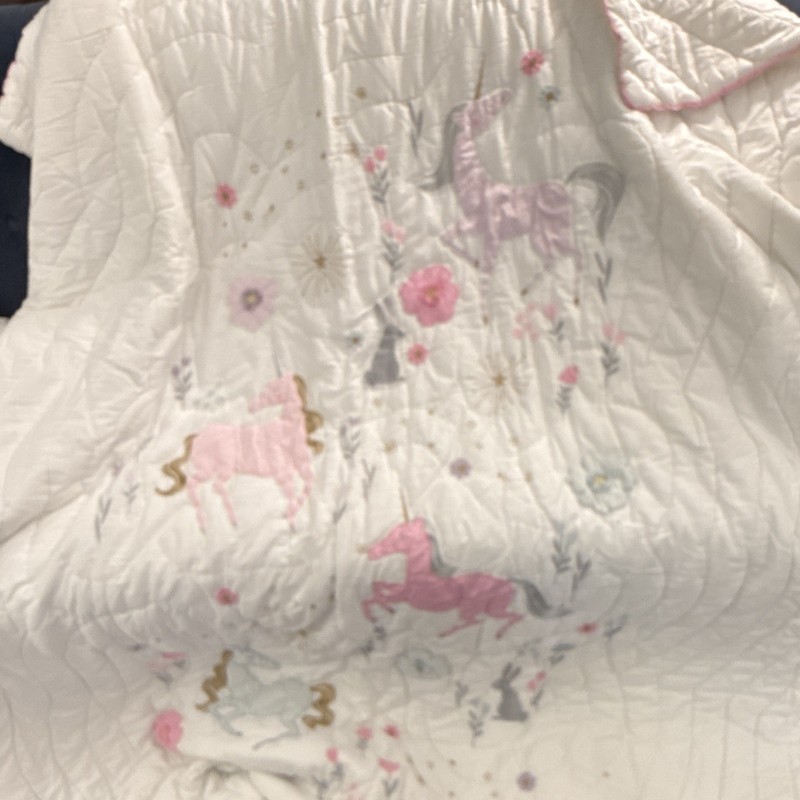 Pottery barn Kids Twin Quilt and Sham with Unicorn 