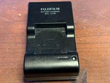 Genuine Fujifilm BC-45B Original OEM Battery Charger for NP-45A NP-45B NP-45S