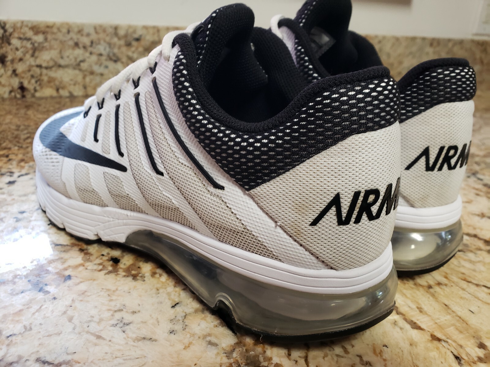 nike air max excellerate 4