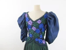 Vintage Victor Costa Holt Renfrew Dramatic red carpet dress