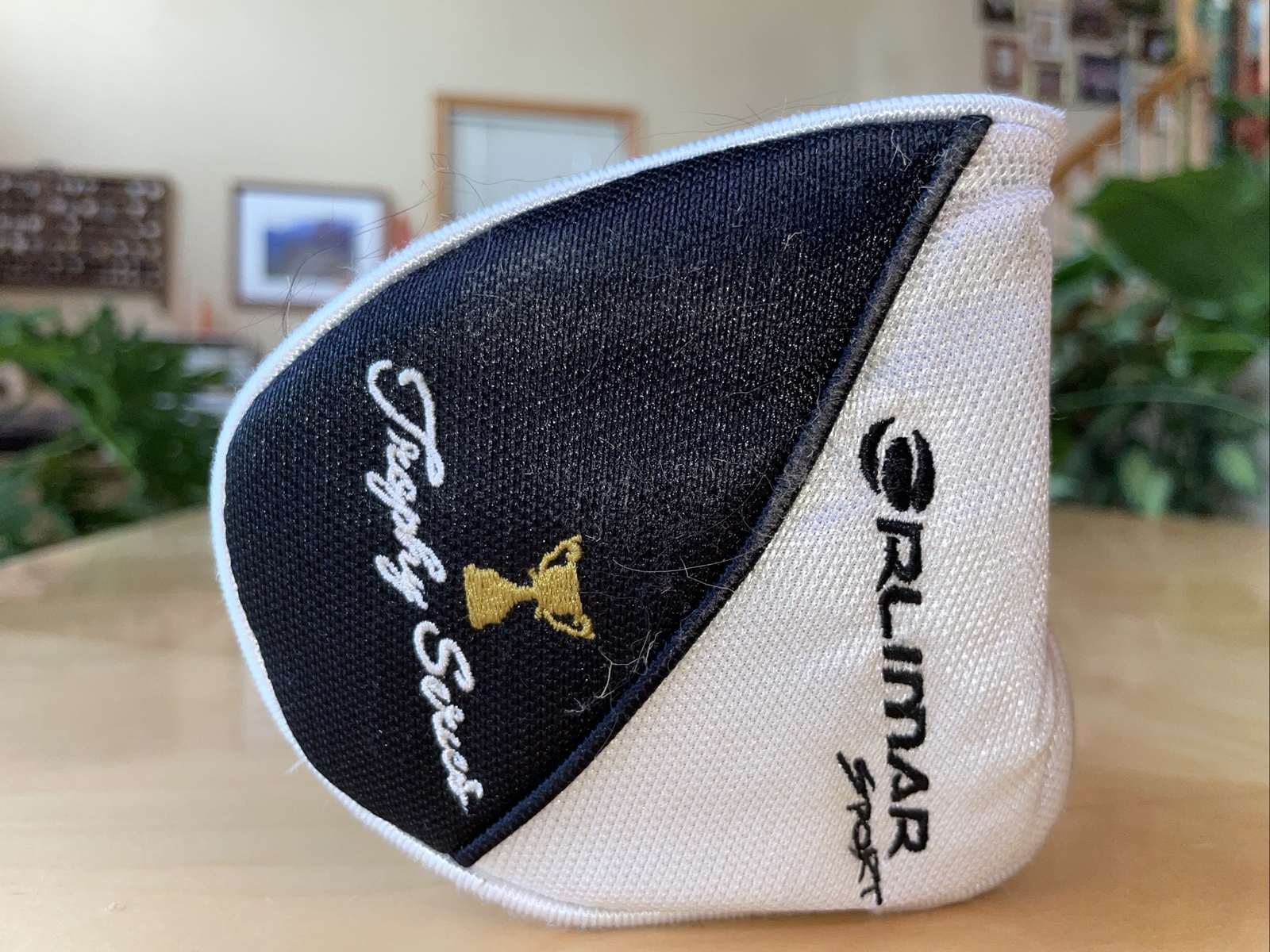 Club 35 1/2" Right Hand Head Cover Nice Shape