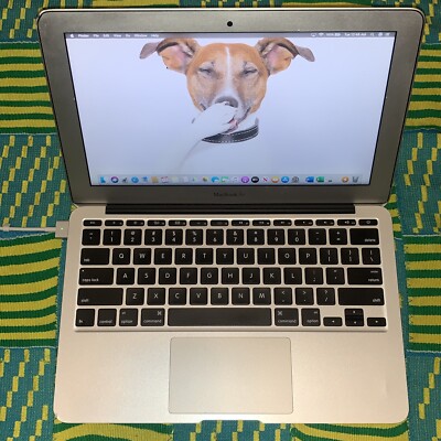 Apple MacBook Air A1465 2014 11” 1.4 GHz 4GB RAM 128GB SSD Office