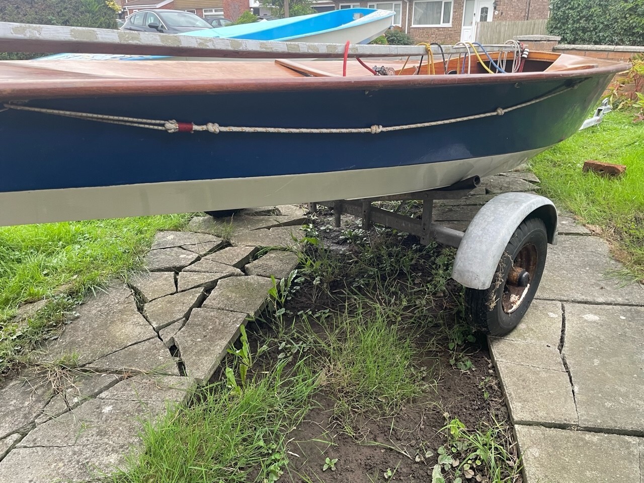Solo wooden sailing dinghy sail number 2573 eBay