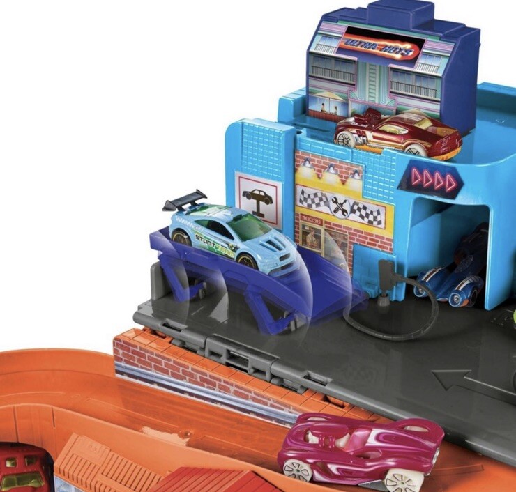 Hot Wheels 2022 ULTRA HOTS STO & GO Playset #HDP08 1:64