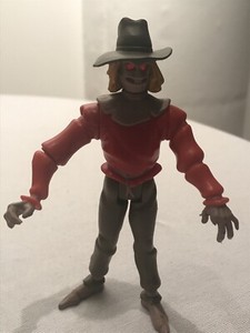 dc collectibles scarecrow