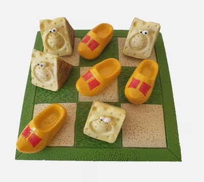 Tic Tac Toe Spiel Happy Cheese Kunstharz