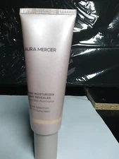 Laura Mercier Tinted Moisturizer Light Revealer SPF25 0W1 Pearl, 1.7oz 9/25 NWOB