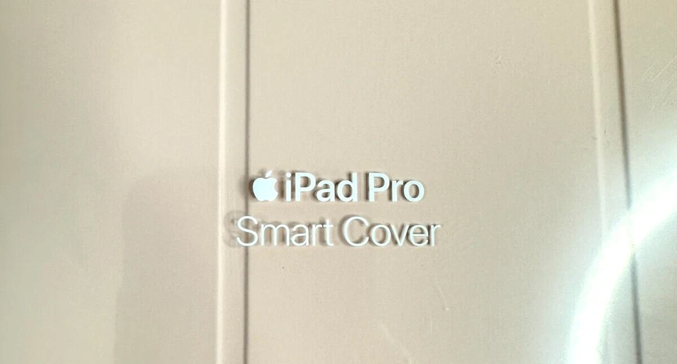 Apple Smart Cover (for 10.5-inch iPad Pro) - Pink Sand New - Image 2 of 4