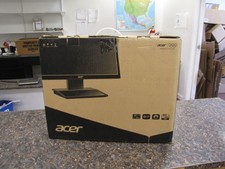 Acer V223W 22" 1680 x 1050 Resolution Widescreen LCD Monitor in Box- Works Great