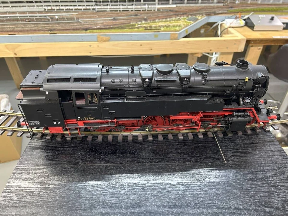 M1 Gauge 1 BR85 001 Steam Locomotive Brass Digital Sound Fine Scale DCC 1:32 - Image 3 of 4