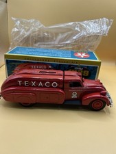 1993 Ertl 9500 Texaco Coin Bank 1939 Dodge Airflow Die-Cast Metal Truck