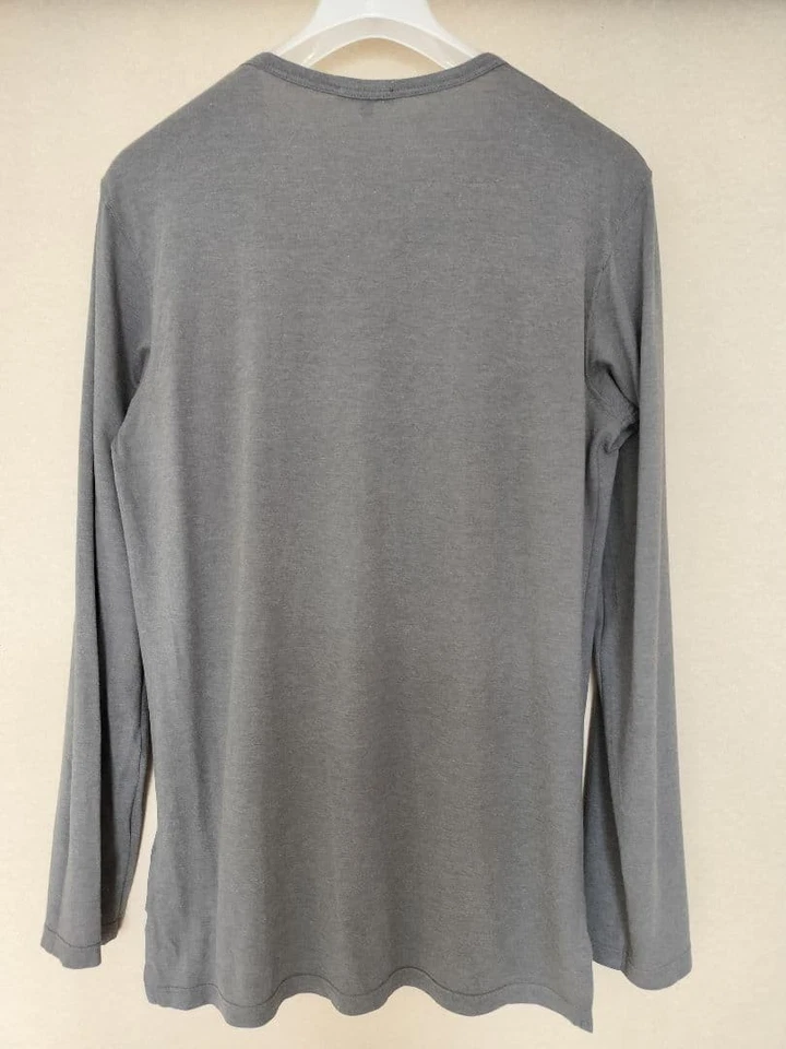 Camiseta gris manga larga ANN DEMEULEMEESTER Foto 4 de 4