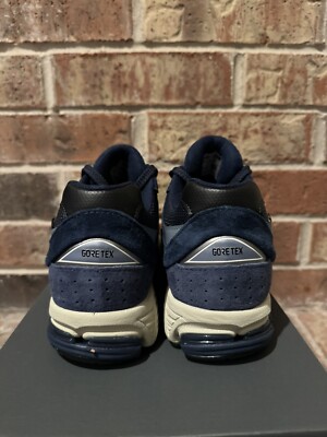 New 9 New Balance 2002R Gore Tex Navy Vintage Indigo Sneakers