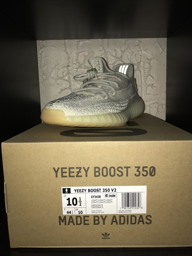 Buy Adidas Yeezy Boost 350 V2 Light GY3438 - Размер 10,5 US MENS - BRAND  NEW Online at Lowest Price in Ubuy Russia. 354210646687