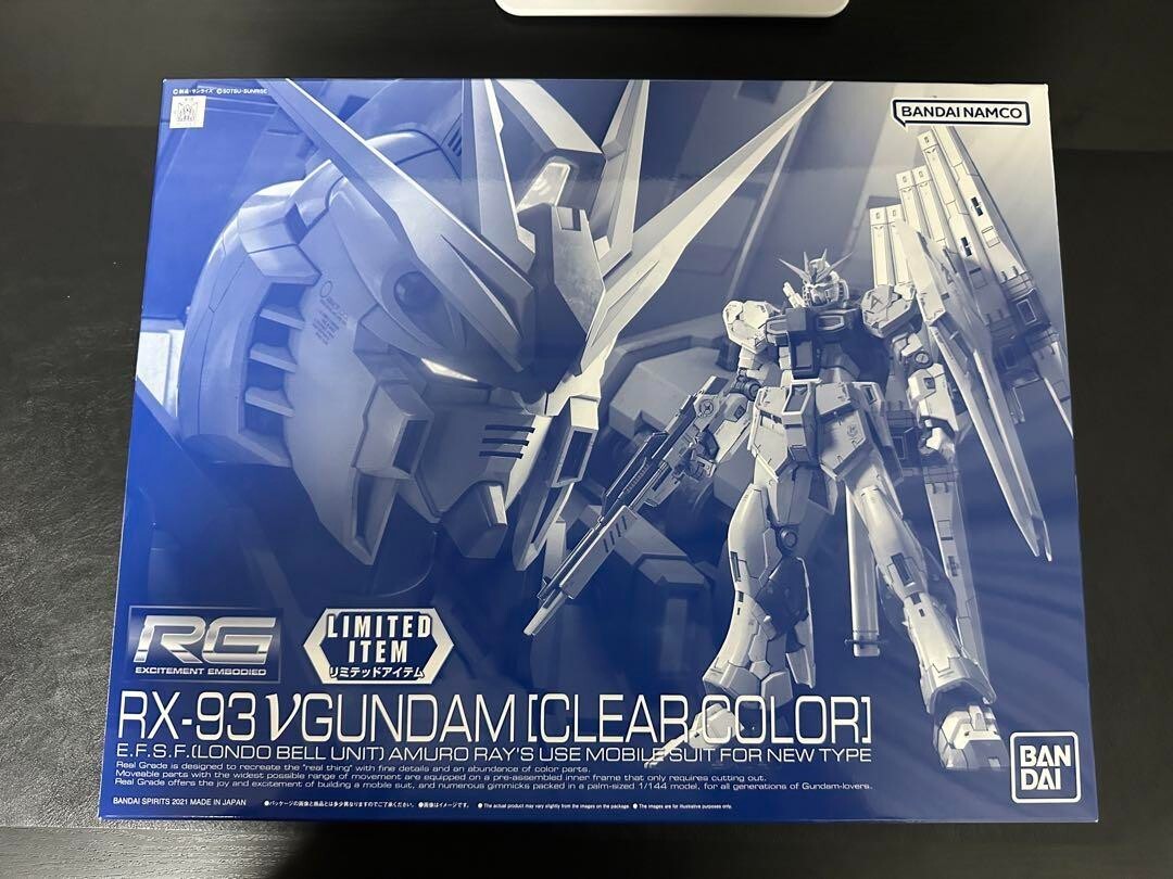 ロボット RX-93 V GUNDAM [CLEAR COLOR] RG BANDAI RG 1/144 RX-93 v GUNDAM Clear Color Gundam Base Limited