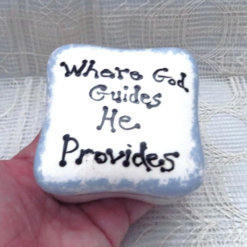 Handmade Ceramic Lidded White and Blue Trinket Dish With Inspirational Saying - Picture 8 of 9