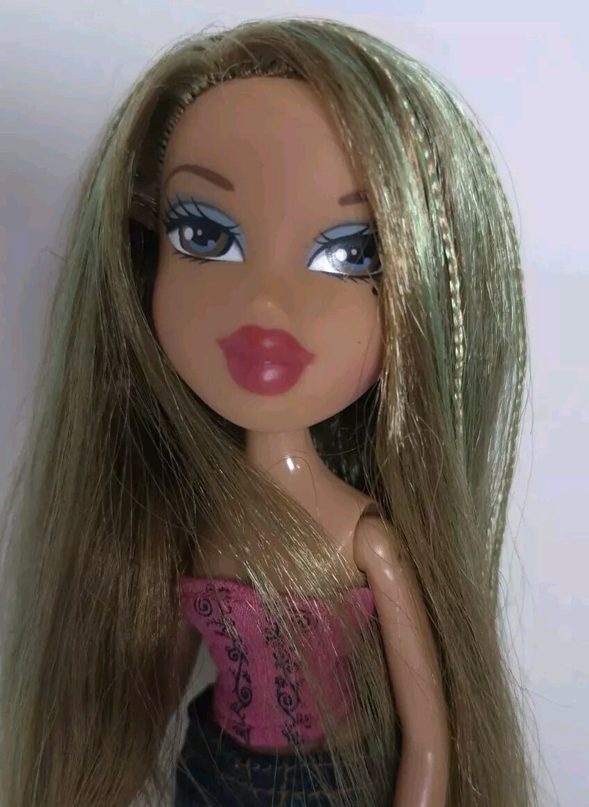 ヤスミン Bratz World Yazmin Tokyo A Go-Go Doll Original MGA 2004 Hair