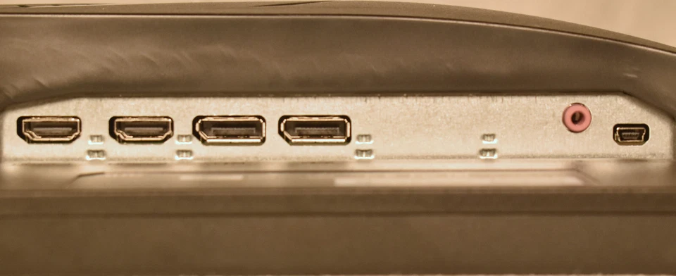 AOC Agon AG273QX 27" 2560x1440 165 Hz Freesync Premium Pro Gaming Monitor - Image 4 of 4