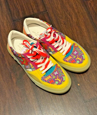 Louis Vuitton Ollie Sneaker in Neon LV Monogram - Size 8