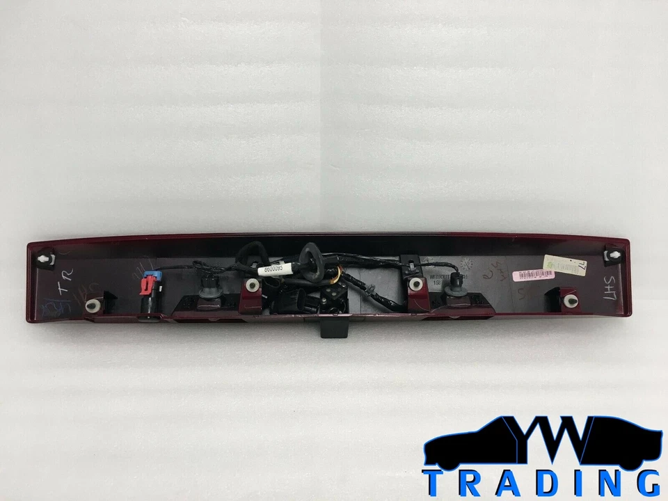 2009 - 2014 OEM YUKON YUKON XL 1500 2500 RED LIFTGATE W/ CAMERA - 22759913 - Image 4 of 4