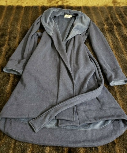 ugg zip robe