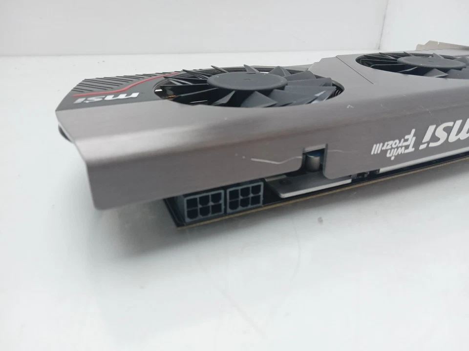 MSI Radeon HD 6950 Twin Frozr III PE/OC 2GB DDR5 PCIe Video Graphics Card - Image 3 of 4